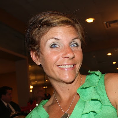 Michelle Bush Photo 25