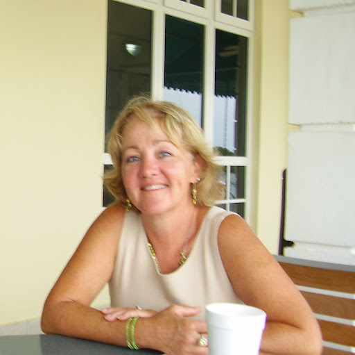 Karen Watson Photo 6