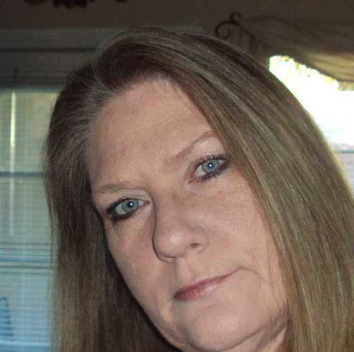 Linda Ross Photo 21