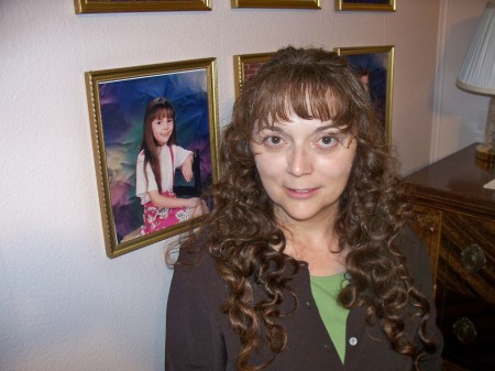 Julie Hughes Photo 9