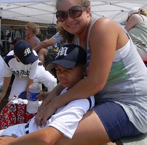 Stephanie Mathis Photo 36