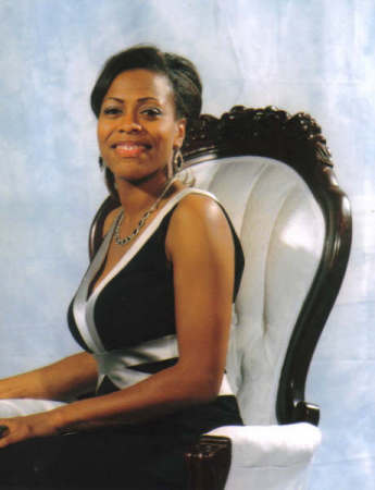 Amanda Roberson Photo 16