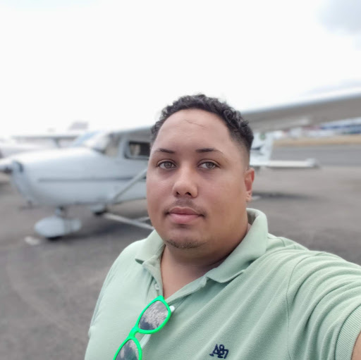 Luis Pena Photo 18