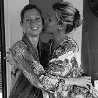 Elizabeth Schiller Photo 16