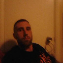Michael Thacker Photo 36