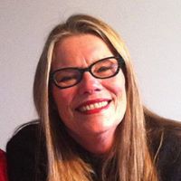 Sara Harding Photo 2