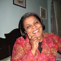 Yvette Thompson Photo 23