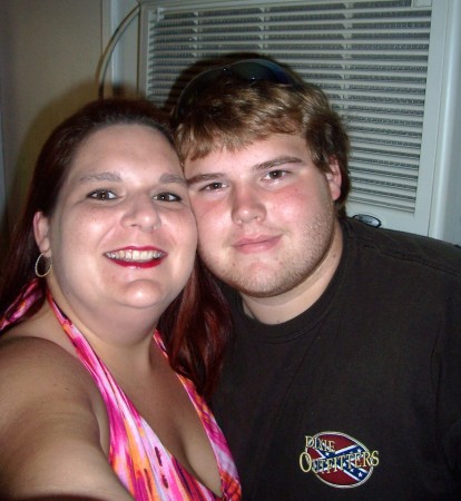 Jennifer Hendrix Photo 16