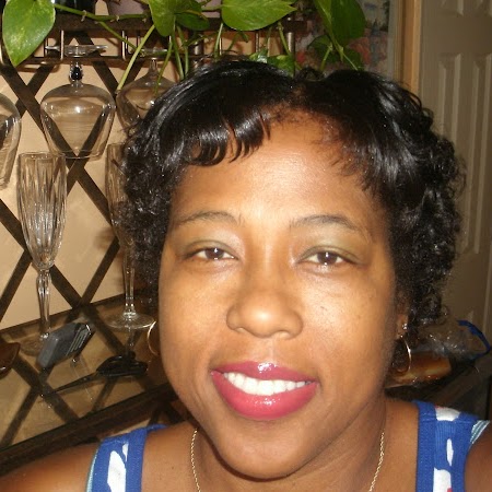 Antoinette Martin Photo 34