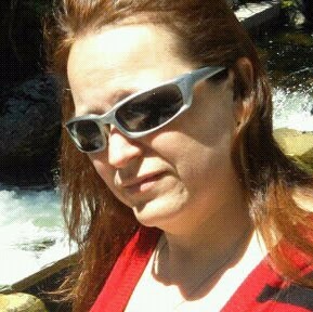 Roxanne Holt Photo 25