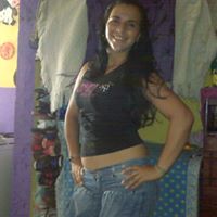 Kelly Pulido Photo 4