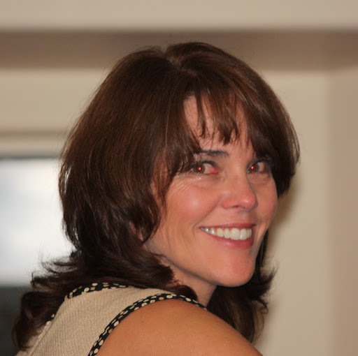 Amy Robeson Photo 12