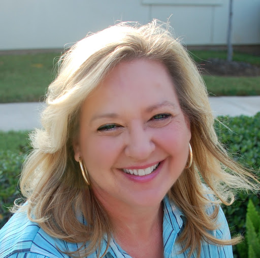 Vicki Simmons Photo 42
