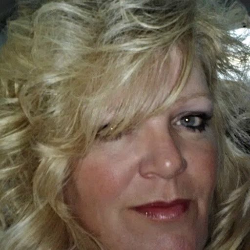 Lisa Crabtree Photo 11