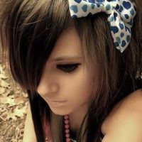 Janice Cyrus Photo 14