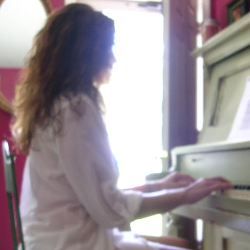 Carol Knox Photo 2