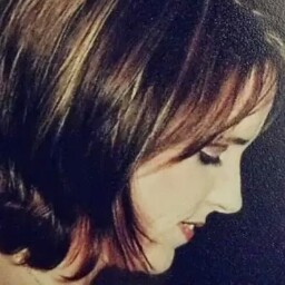 Michele Waters Photo 37