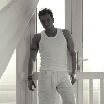 Sharon Pearce Photo 11