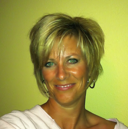 Kristi Anderson Photo 28