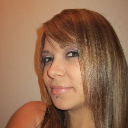Claudia Lujan Photo 8