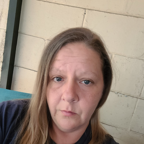 Angela Whaley Photo 14
