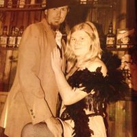 Elizabeth Kerns Photo 19