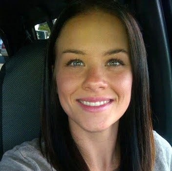Lindsey Young Photo 26