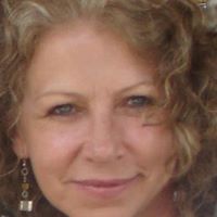 Martha Wolff Photo 17