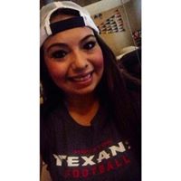 Casandra Castillo Photo 16