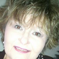 Linda Weeks Photo 24