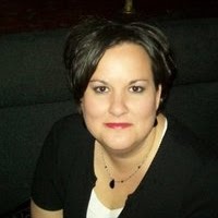 Heather Lowe Photo 23
