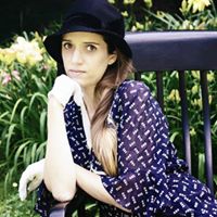 Gretchen Jones Photo 18