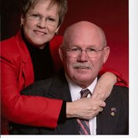 Janet Lorenz Photo 32