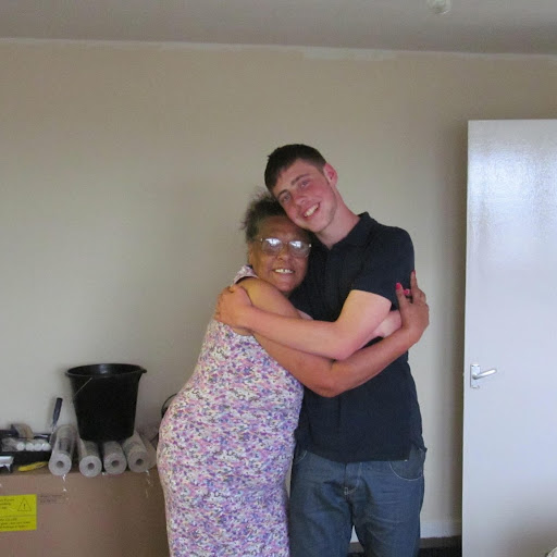 Cathy West Photo 28