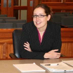 Amy Broderick Photo 17