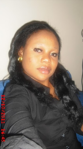 Sandra John Photo 18