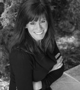 Nicole King Photo 12