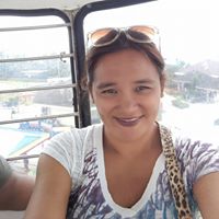 Kimberly Santos Photo 24