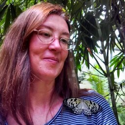 Donna Warden Photo 15