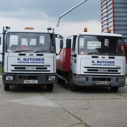 Robert Butcher Photo 20
