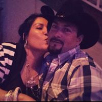 Annette Hernandez Photo 29