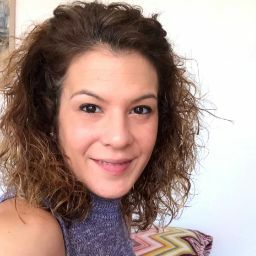 Susana Reyes Photo 7