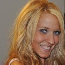 Diana Larson Photo 33