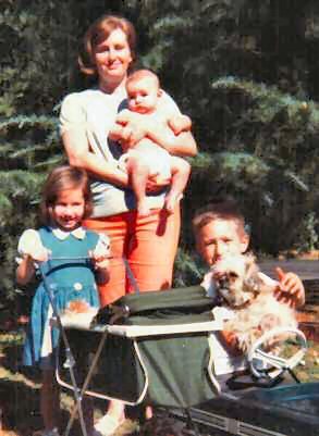 Lois Thomas Photo 13