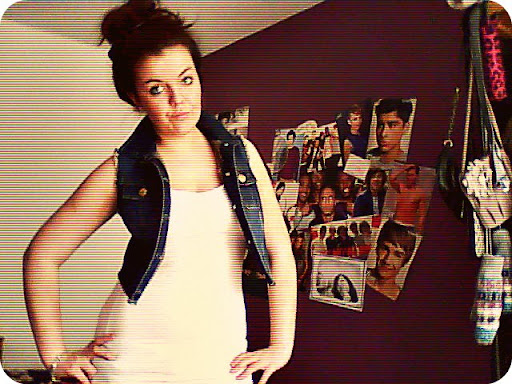 Sophie Gibson Photo 8