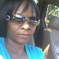 Cassandra Banks Photo 22