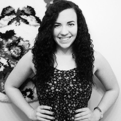Amanda Koenig Photo 26