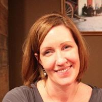 Kelly Jensen Photo 40