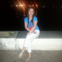 Jennifer Mondragon Photo 17