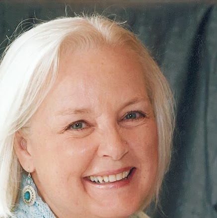 Jerri Russell Photo 7